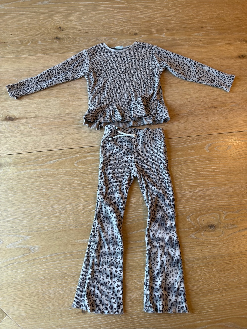 Zara Kids Leopard Print Ruffle Hem and flare leggings Matching Set 6Y